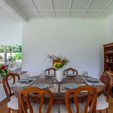 Hibiscus Apartment Galu Exterior photo