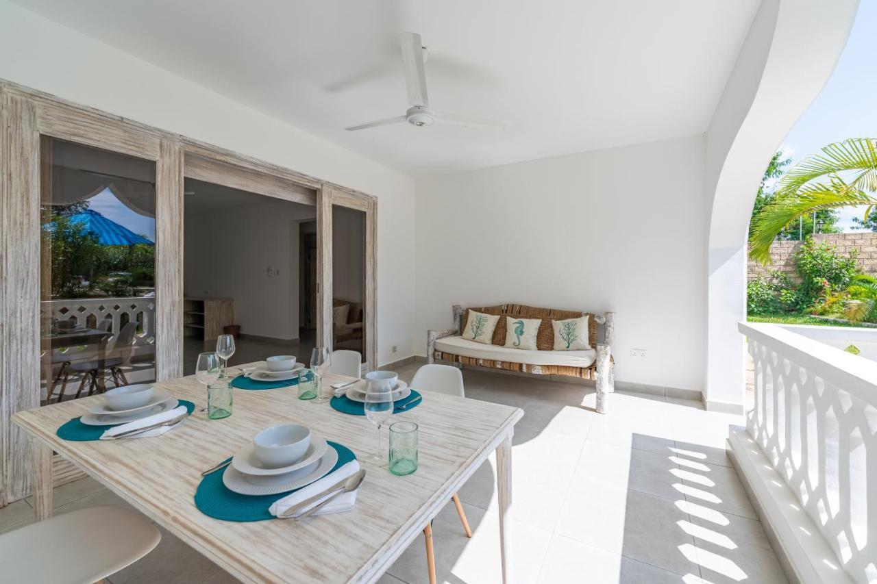 Hibiscus Apartment Galu
