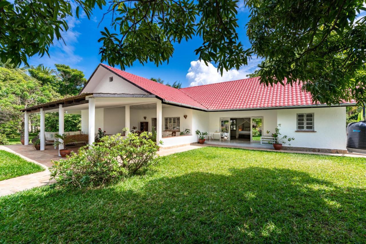 Hibiscus Apartment *